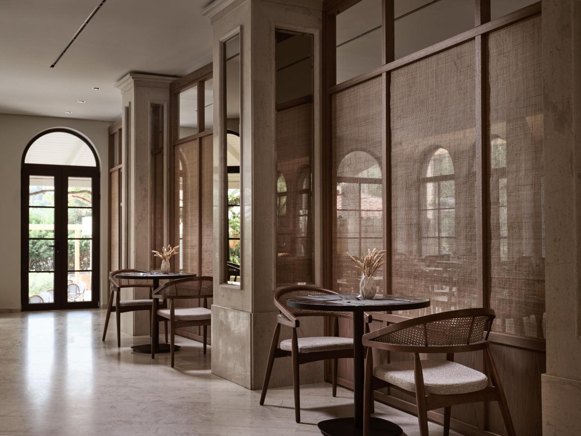Pallas Hotel